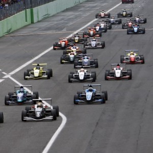 LECLERC CONCEDE IL “BIS” A MONZA
