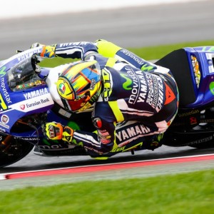 Primo podio a Silverstone per Rossi