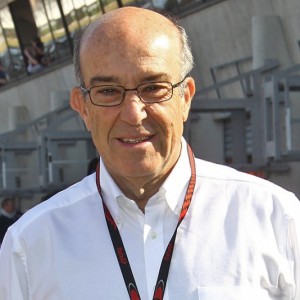 Ezpeleta: "Rossi è un esempio per come deve essere un pilota"