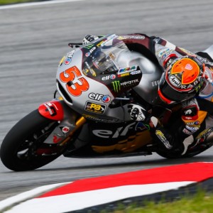 Rabat svetta nella prima giornata a Sepang