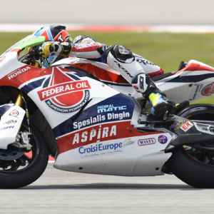 IL TEAM FEDERAL OIL GRESINI MOTO2 AL VIA DEL MONDIALE 2015 CON XAVIER SIMEON IN SELLA A UNA KALEX