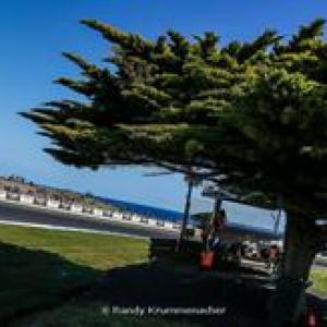 Solider Auftakt auf Phillip Island