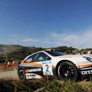 KANKKUNEN (LANCIA DELTA), AURIOL (CITROEN XSARA) E BRAZZOLI (LANCIA 037) IN TESTA A RALLYLEGEND