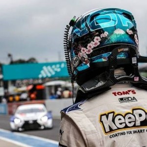 Andrea Caldarelli tiene aperta la lotta per il titolo Super GT