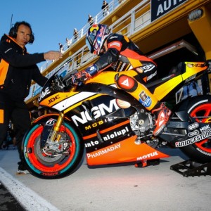 Bradl e Baz all’esordio in sella alla Forward Yamaha