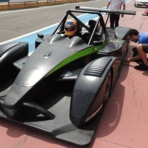 Davide Amaduzzi in gara a Cremona al volante della Wolf-Honda