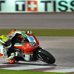 Pole all’ultimo secondo per Cluzel