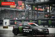 Monster Energy Monza Rally Show 2014: bagno di folla per Lewis Hamilton