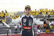 CALAMIA INARRESTABILE: AD ABU DHABI POLE E VITTORIA IN GARA 1 NEL TROFEO MASERATI PER IL PILOTA DELLO SWISS TEAM