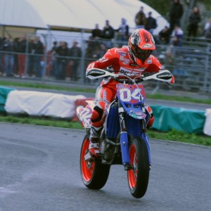 Sic Supermoto Day 2014: Dovizioso 2° tra Iddon e Biaggi