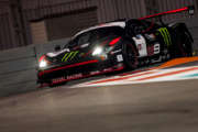 Jorge Lorenzo corre con Kessel Racing.