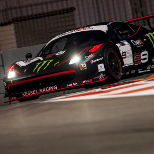 Jorge Lorenzo corre con Kessel Racing.