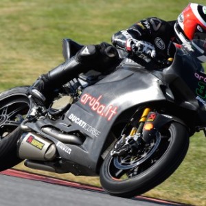 L'Aruba.it Racing - Ducati Superbike Team conclude i primi test del 2015 a Portimao
