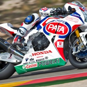 Guintoli e van der Mark fanno il possibile nel test di Aragon