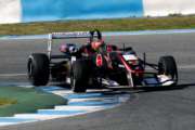 Yu Kanamaru beats Rovera on day two