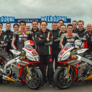 Presentato sul rettilineo di Phillip Island l’Aprilia Racing Team – Red Devils