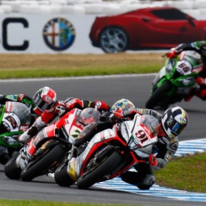 Haslam beffa Rea al photofinish in gara 2