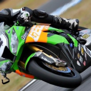 Matthew Walters con la ZX-10R del Team Pedercini a Phillip Island