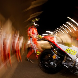 Ducati domina la prima giornata a Losail