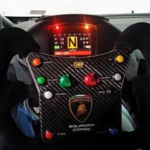 DI FOLCO IN PISTA CON LA NUOVA HURACÁN A VALLELUNGA PER I TEST