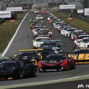 Blancpain Endurance Series la gara