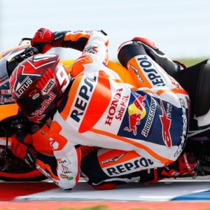 Marquez: "Ci siamo toccati e sono caduto ..."