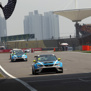 Race 2 – Belicchi takes maiden victory