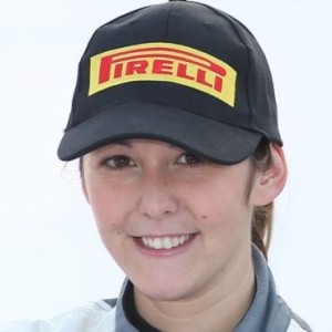 CORINNE FEDERIGHI ATTESA SULL’ASFALTO DEL RALLYE SANREMO