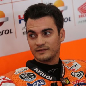 Pedrosa si opera, Aoyama al suo posto