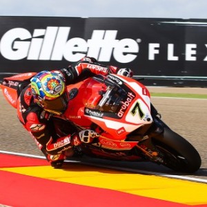 Davies subito veloce nel primo turno di libere