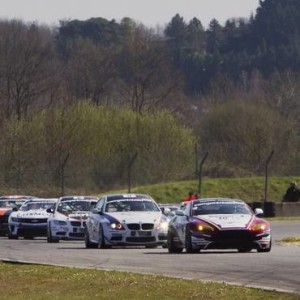 Braams and Huisman win first race of the Competition102 GT4 European Series