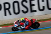 Cluzel conclude al vertice la prima giornata di libere WSS