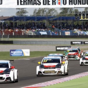 Les Citroën C-Elysée WTCC retrouvent Marrakech