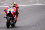Iannone: "Mi hanno riscontrato una microfrattura"
