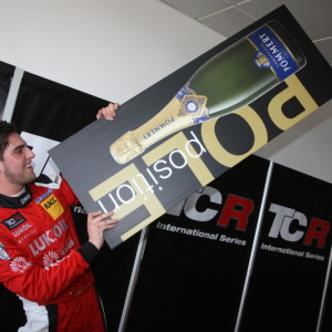Pepe oriola and seat dominate home qualifying