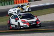 Gianni Morbidelli deluso nella difficile trasferta spagnola del TCR