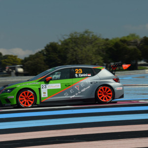 SEAT LEON EUROCUP, ALL'ESTORIL IL TEAM DINAMIC PRONTO PER UN WEEKEND  ALL'ATTACCO