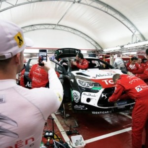 Matinée bien remplie pour le Citroën Total Abu Dhabi World Rally Team