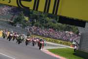 Il Mondiale Superbike ritorna oltre Manica