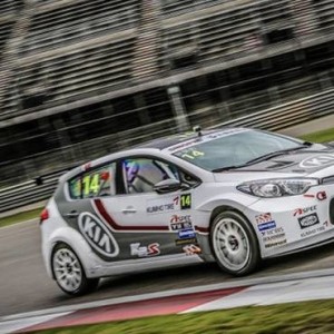 PER HEXATHRON E KIA È SUBITO VITTORIA NELLA PRIMA GARA CTCC 2015!