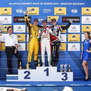 Yvan Muller e Tiago Monteiro trionfano in Russia