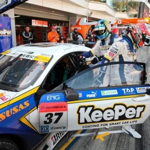 Andrea Caldarelli ancora leader del campionato Super GT