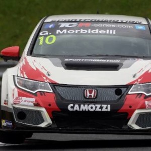 Gianni Morbidelli rafforza il primato in classifica nella TCR International Series