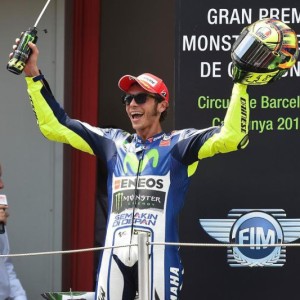 Rossi: "Per restare primo devo arrivargli davanti"