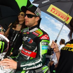 Rea e Cluzel in vantaggio per il Pirelli Best Lap award