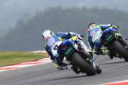 Dai il tuo supporto a Riders for Health con Voltcom Crescent Suzuki