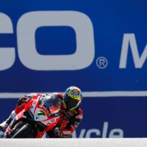 Davies si impone nel secondo turno a Laguna Seca