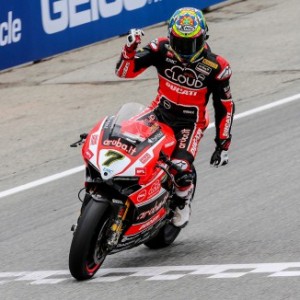 Un Davies inarrestabile pone il sigillo su una storica doppietta Ducati