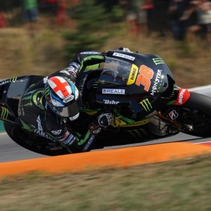 Smith powers to second row in Brno qualifying thriller