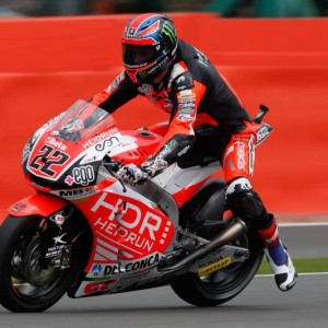 Pole position “in casa” per Sam Lowes